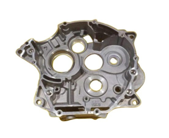 Right Side Chamber With 4 Bearing Genuine for Yamaha Enticer-Yamaha