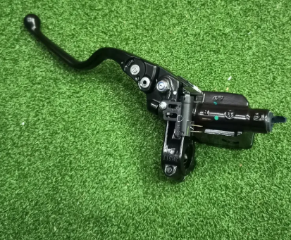 Adjustable Rh Master Assembly for Ktm RC 390-KTM