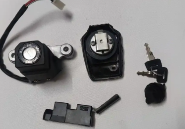 Key Set/lock Set for Yamaha Rxz ( Set Of 4)-GENUINE