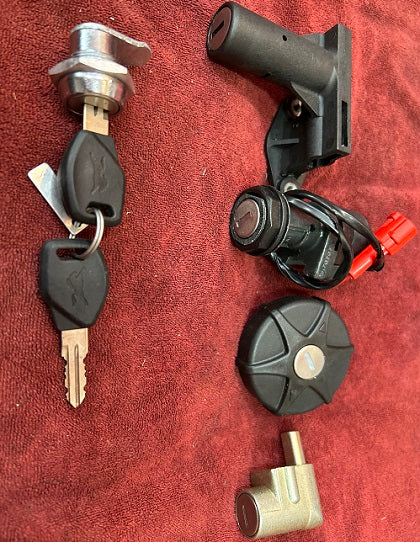 Self model lock set for TVS XL 100-SHANDHAR