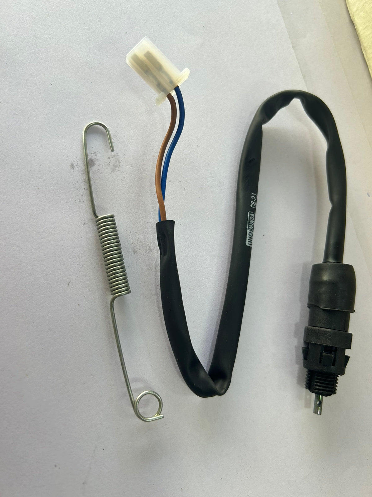 BRAKE LIGHT SWITCH for BAJAJ PULSAR 150 NEW-minda