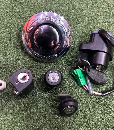 Lock Set assembly for Jawa 42-ABK