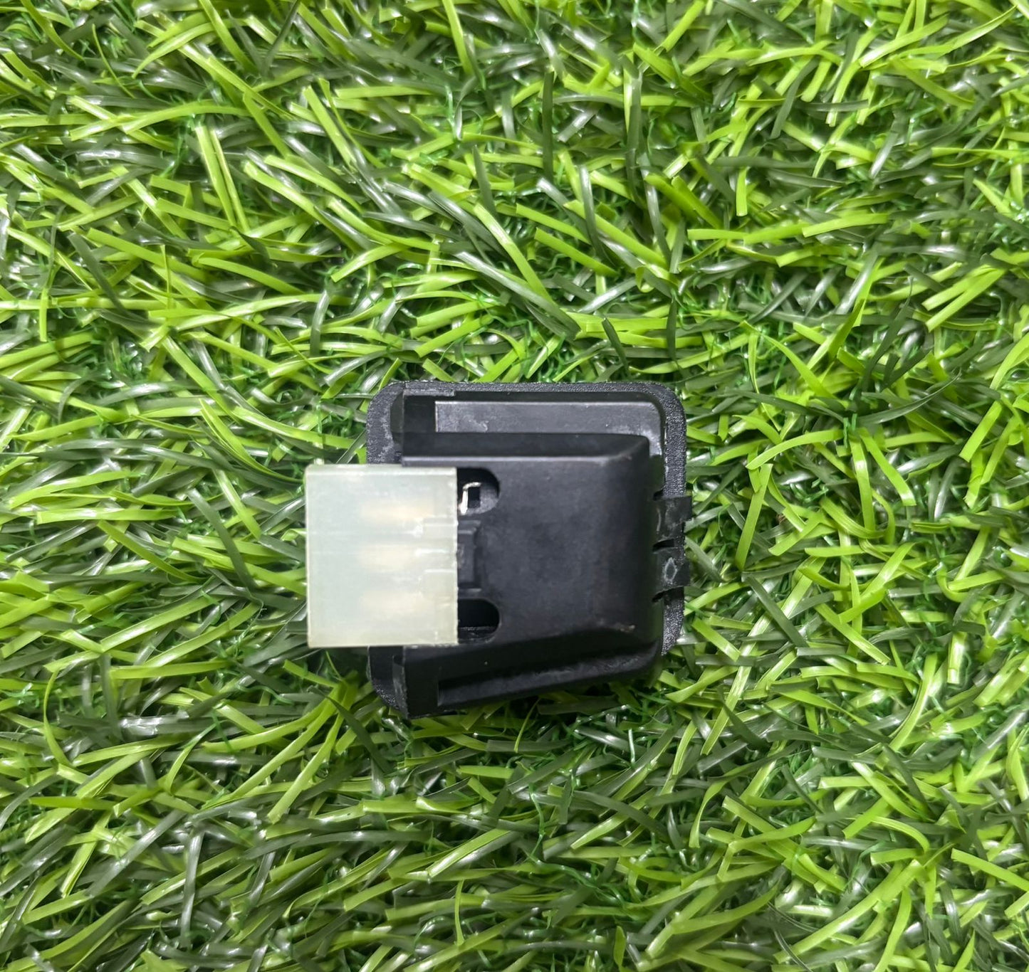 Upper Dipper Button Switch for Suzuki Access Old-MINDA